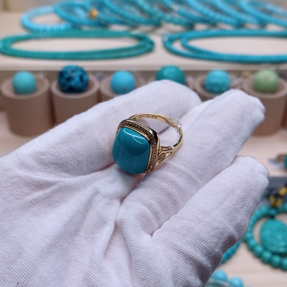 绿松石珠宝奇石18K金镶嵌