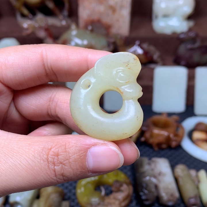 和田玉挂件未镶嵌