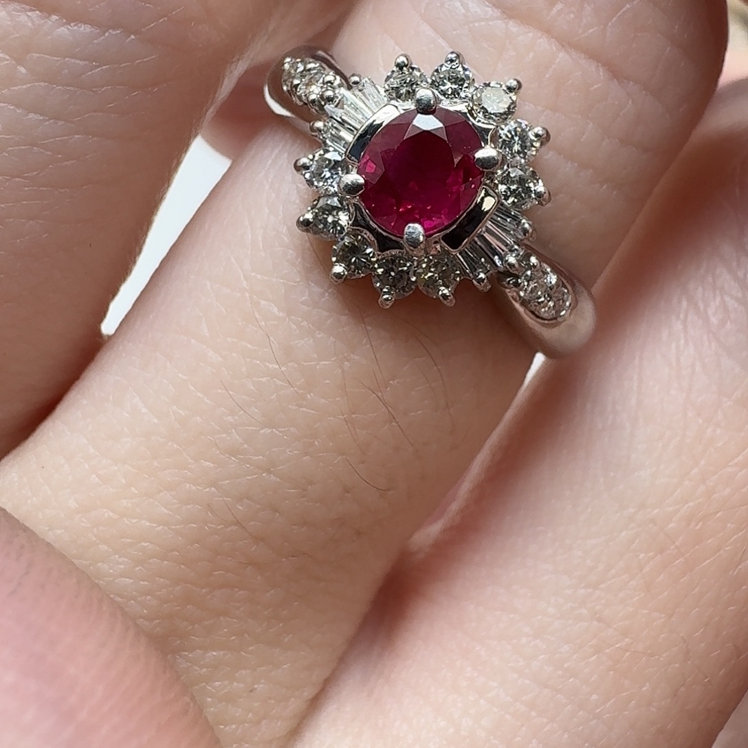 红宝石未镶嵌戒指