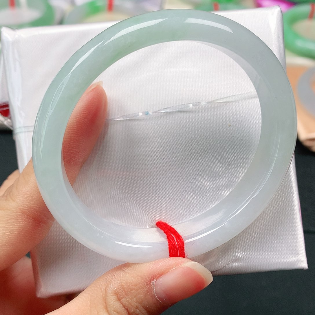 翡翠手镯（贵妃镯）未镶嵌天然翡翠手镯56