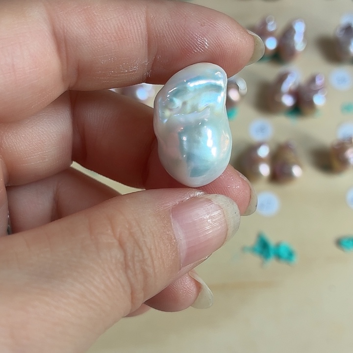 Y***Y淡水珍珠银S925镶嵌耳饰