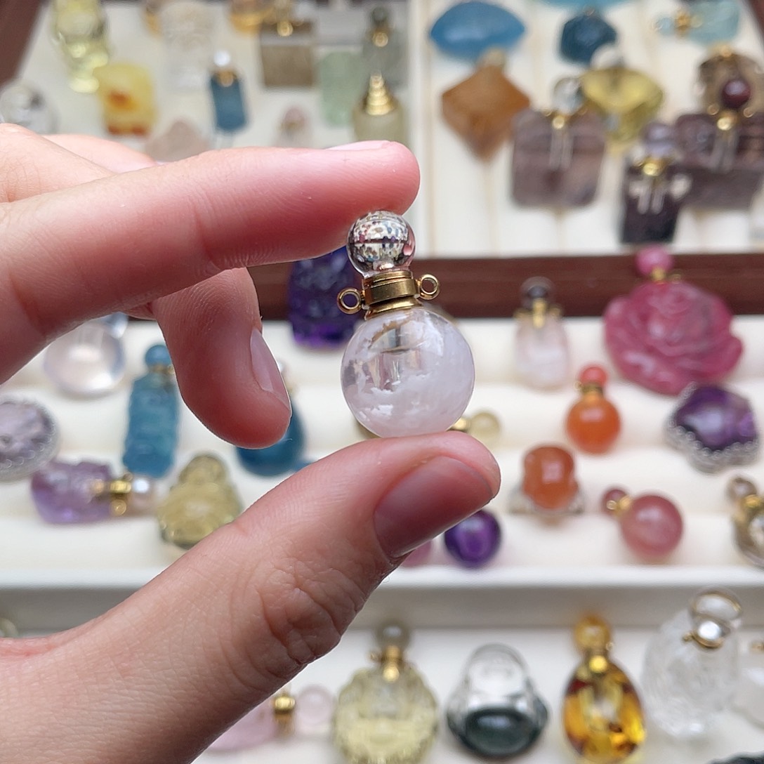 水晶颈饰未镶嵌北*天然水晶吊坠882