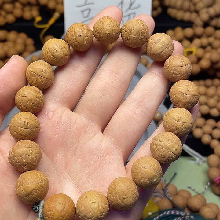 凤眼菩提手串16左右
