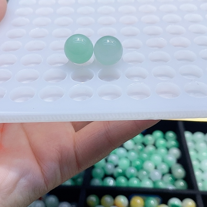 翡翠散珠冰果绿卡12➕