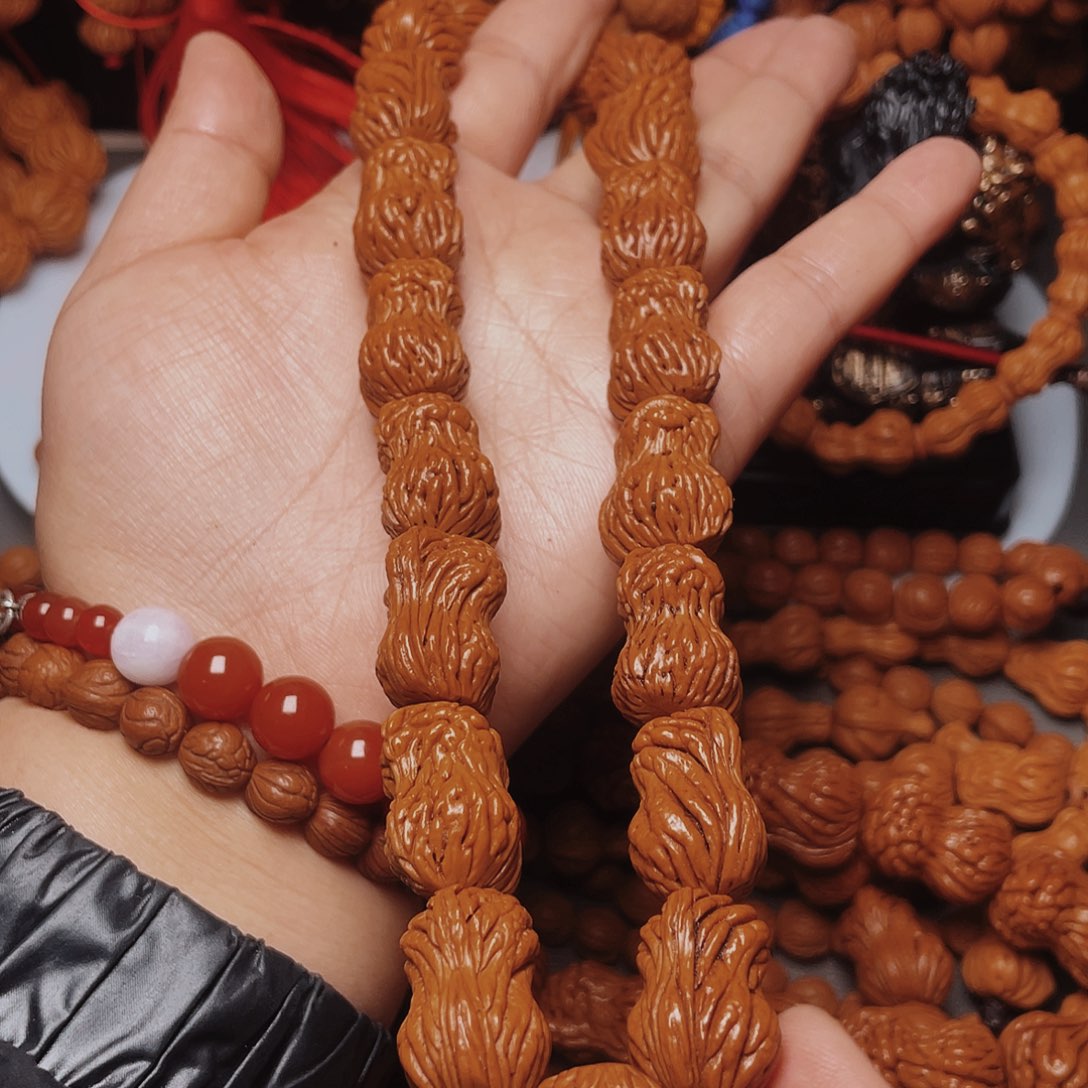 桃核吊坠龙纹桃枭