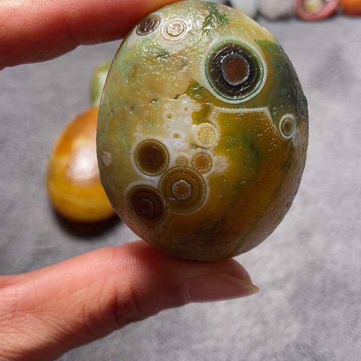 玛瑙/玉髓未镶嵌珠宝奇石