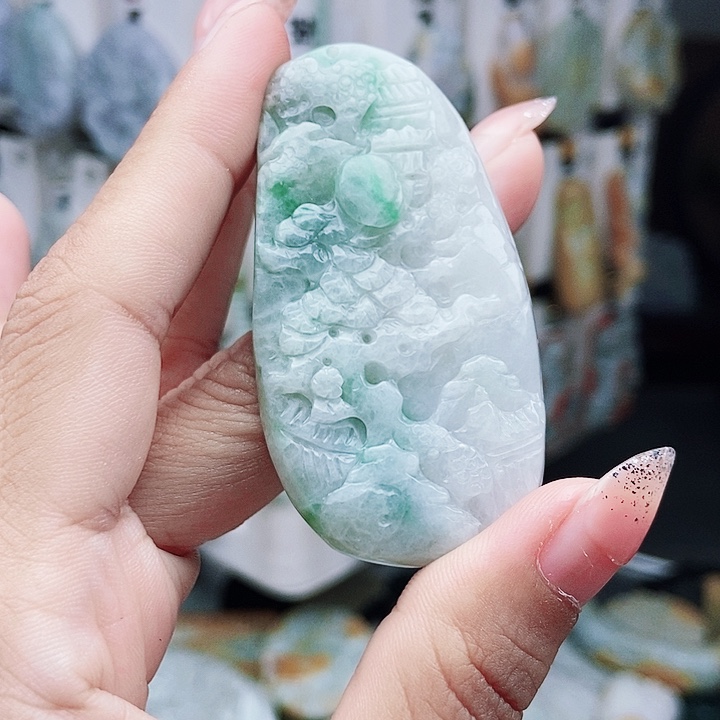 翡翠未镶嵌颈饰翡翠