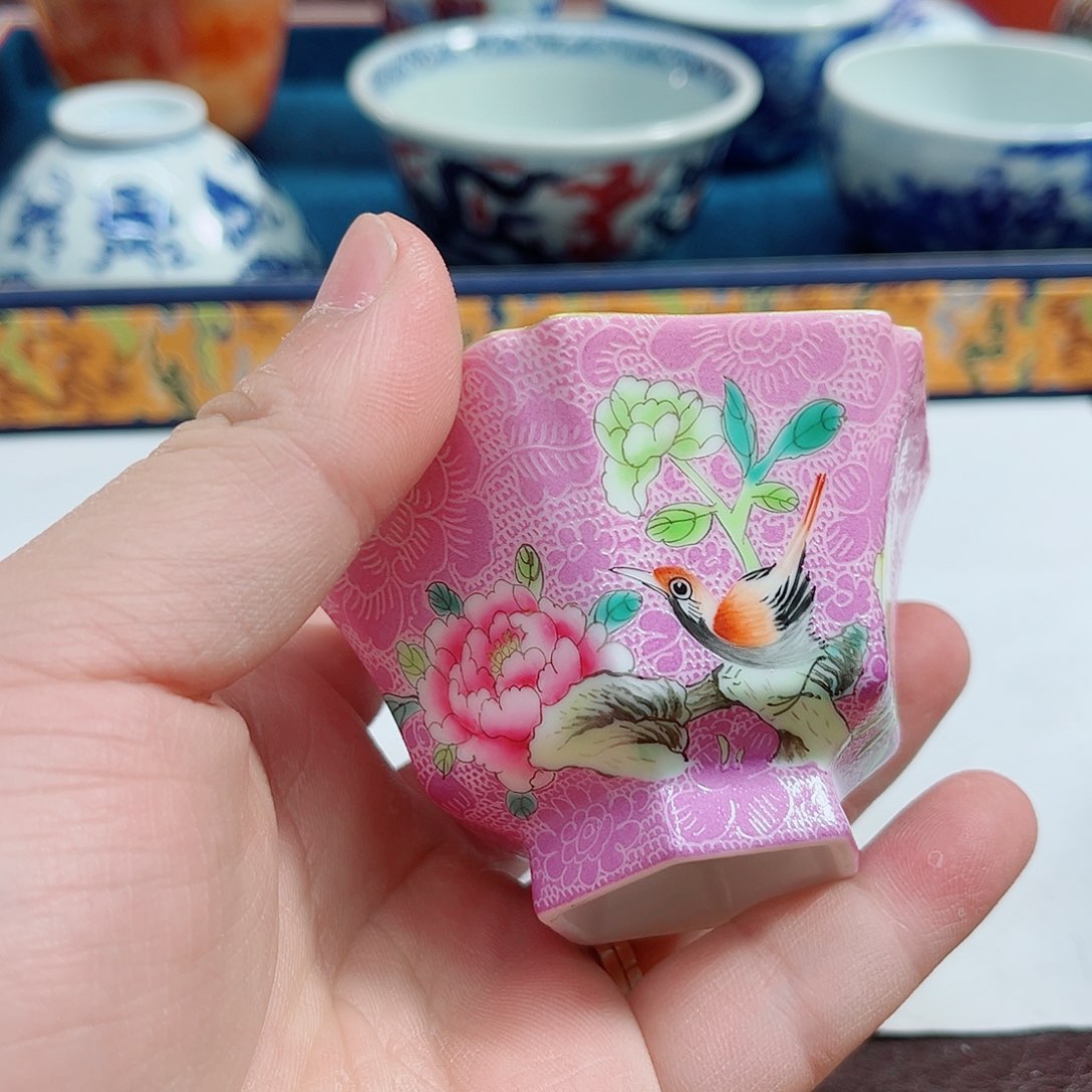 摆件千年瓷都景德镇 艺术关注谢佳豪