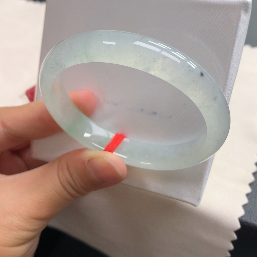 翡翠未镶嵌手镯10号54贵妃冰乌鸡强推完美（性价比）