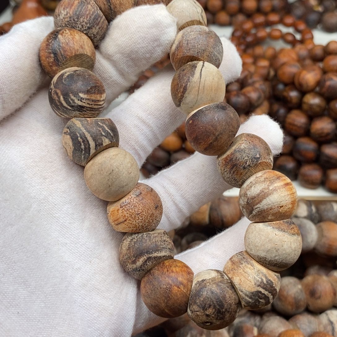 贡木福利瑕疵大肠1.8