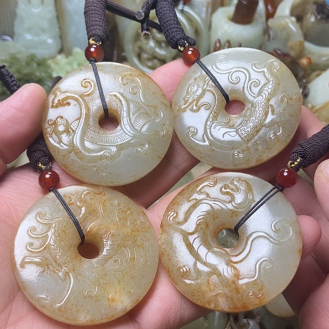 和田玉挂件未镶嵌