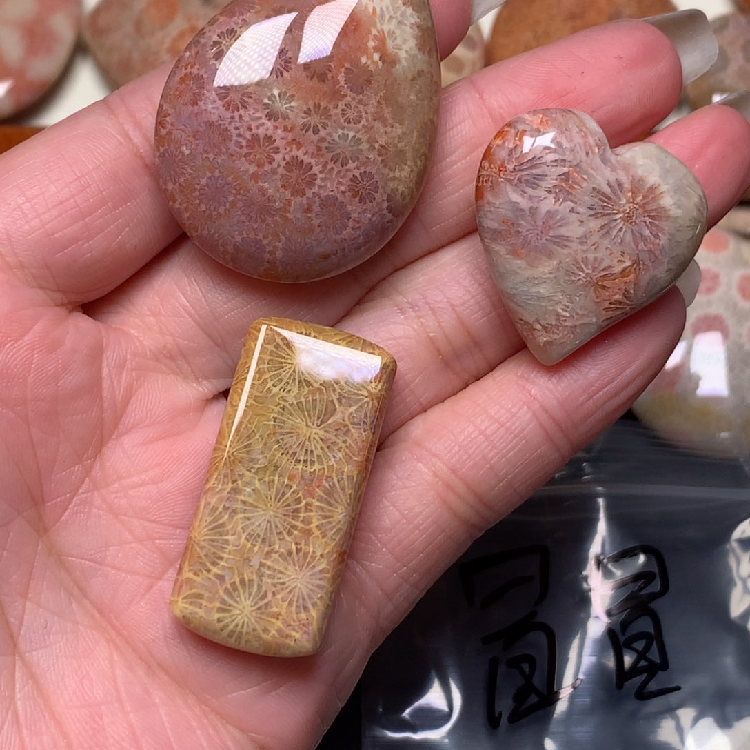 冒***冒硅化玉未镶嵌吊坠无事牌手排平安扣