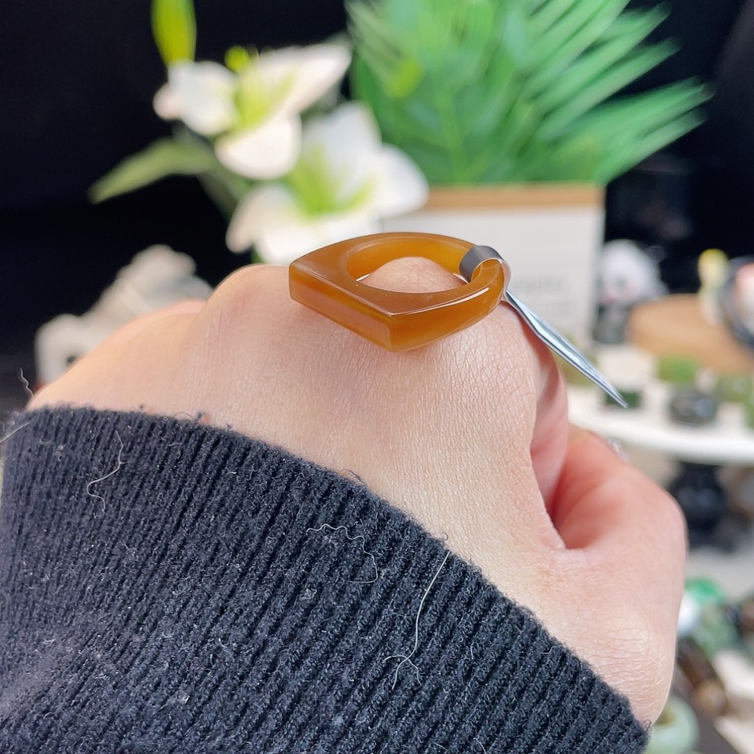 和田玉未镶嵌戒指E33红糖马鞍16.3