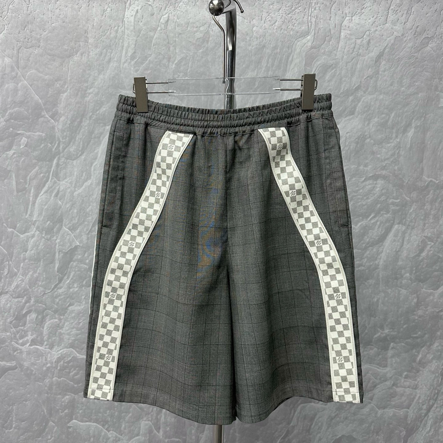 未使用 LouisVuitton/路易威登 拼接棋盘格羊毛短裤 M码D16761