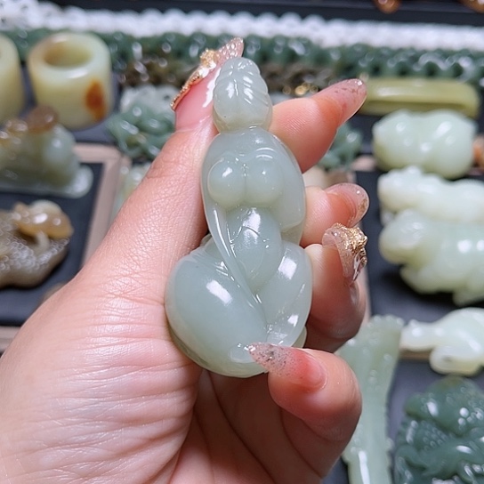 【闪购商品】和田玉吊坠(不含链)未镶嵌长****)