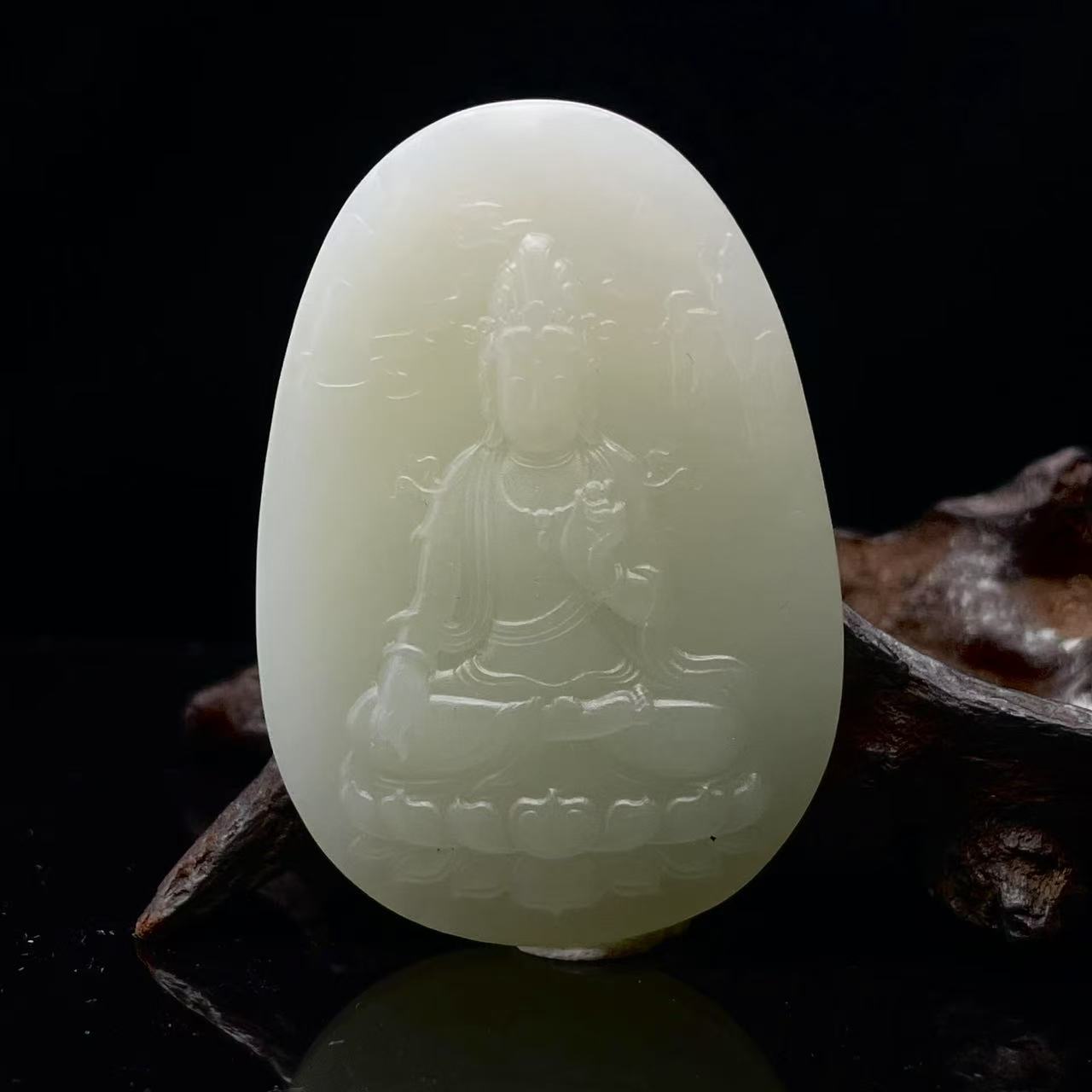 S390 和田玉吊坠 LW836004