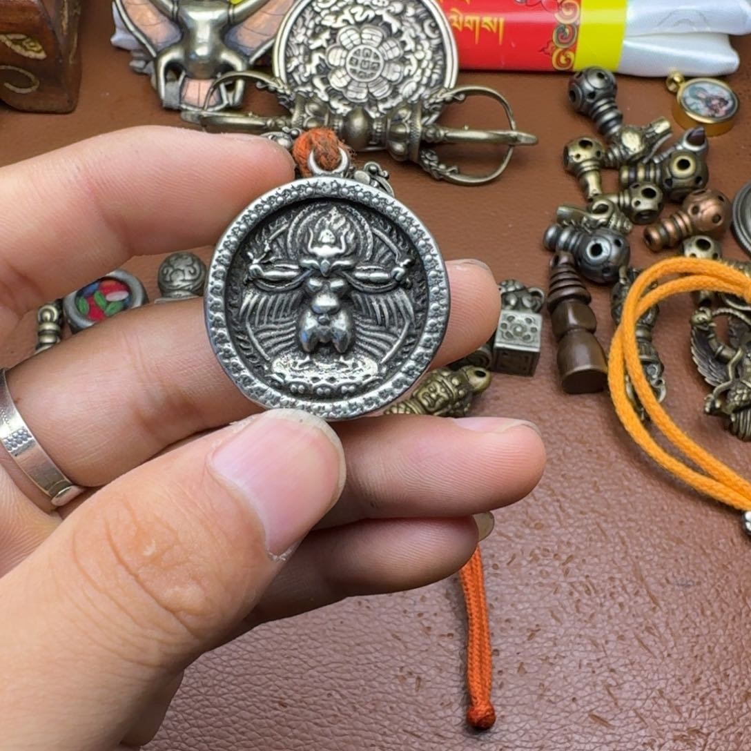 自**吸藏式风格九宫八卦牌