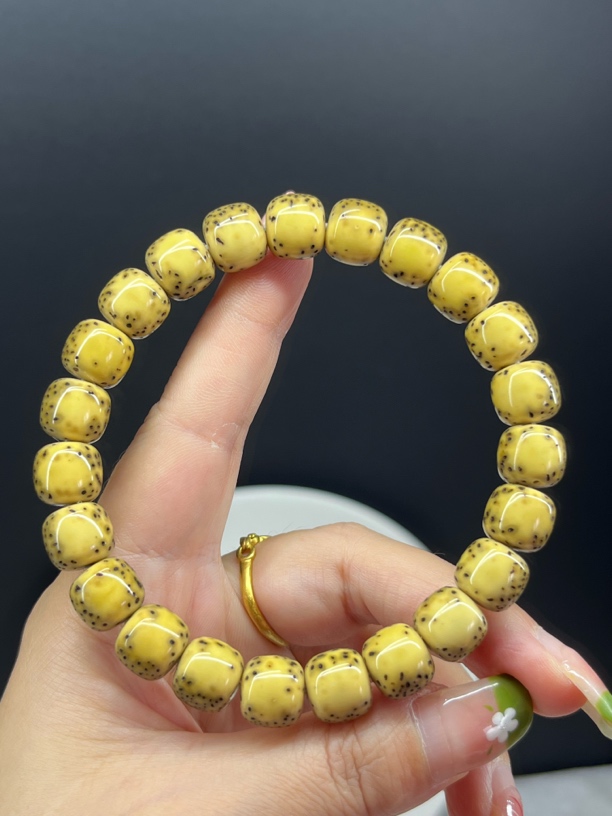 古铜黄河豚大留白10x9桶珠，石玉打底好，原生态星月菩提，一物一图