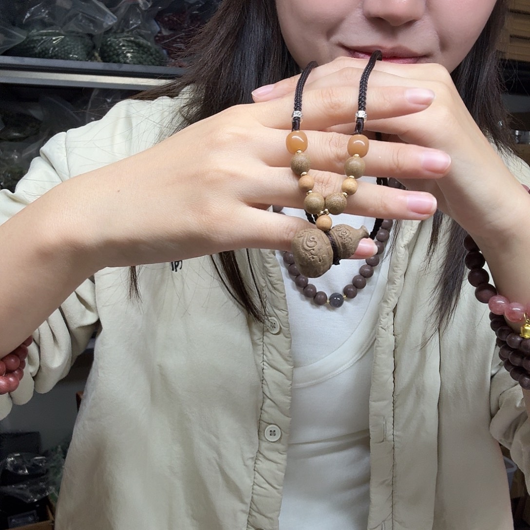 雅***泥塑避疫小葫芦挂坠