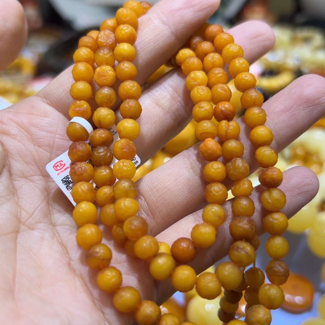 琥珀珠宝奇石未镶嵌