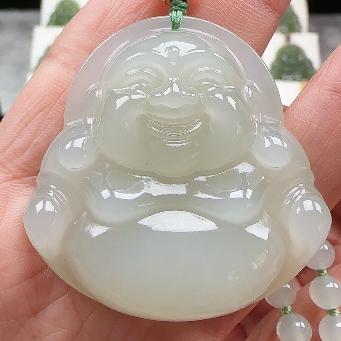 和田玉足金镶嵌吊坠(赠链)