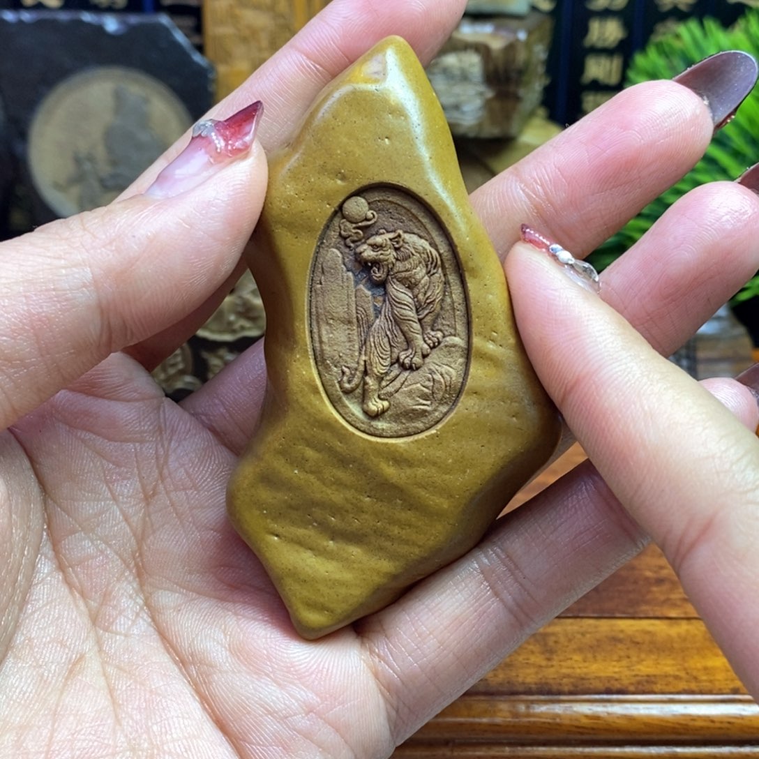 戈壁石2756448962488625588