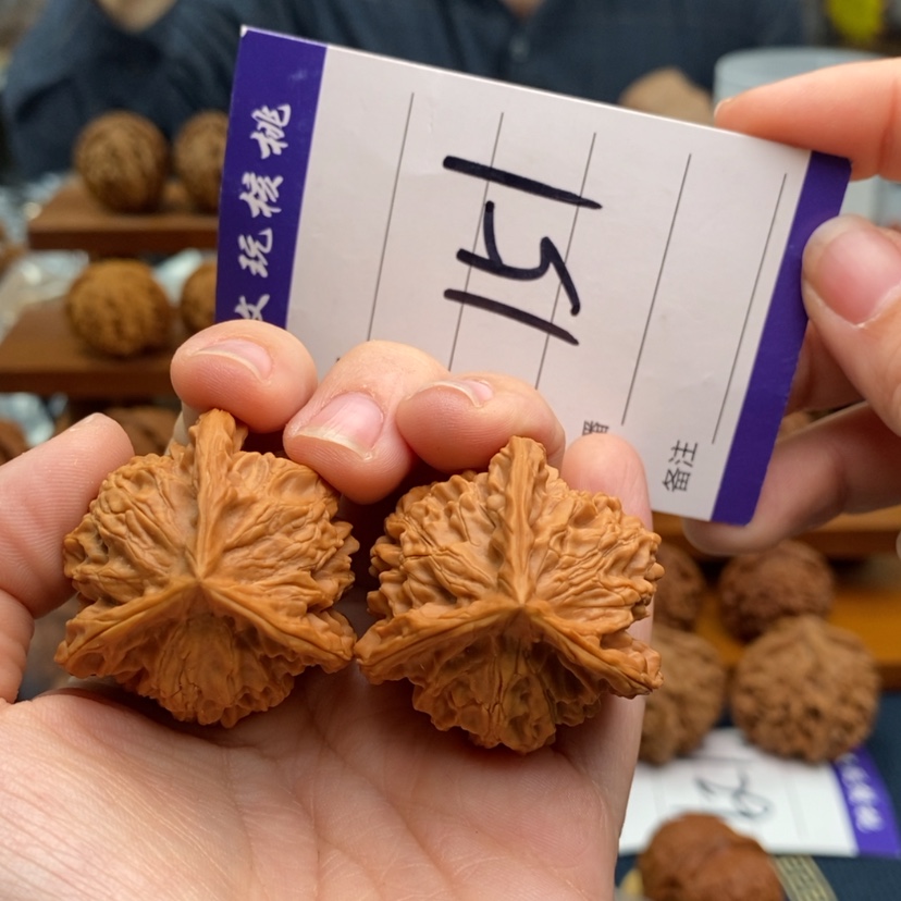 【闪购商品】文玩核桃吊坠37正奔