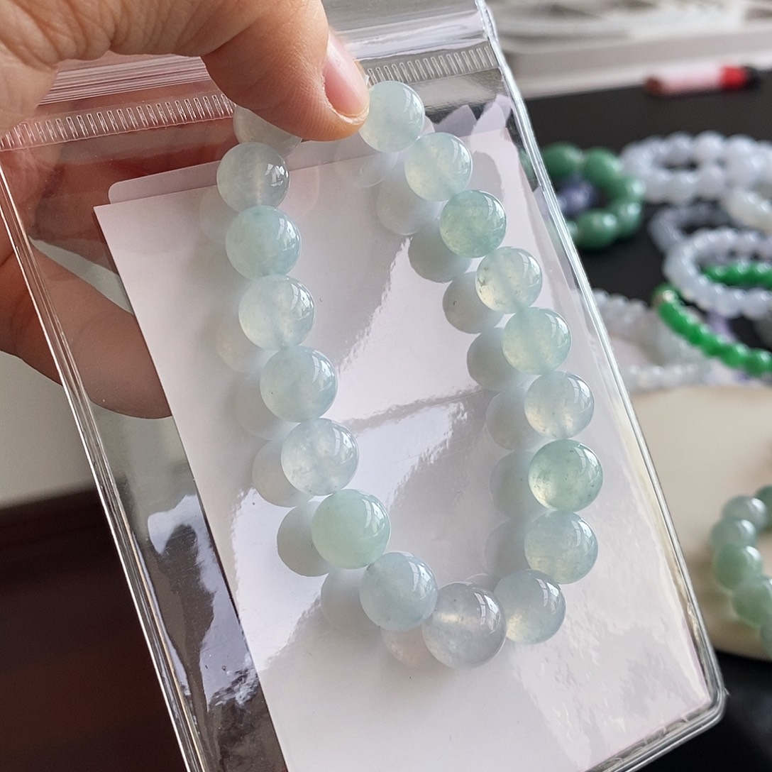 翡翠未镶嵌手链卡9.8