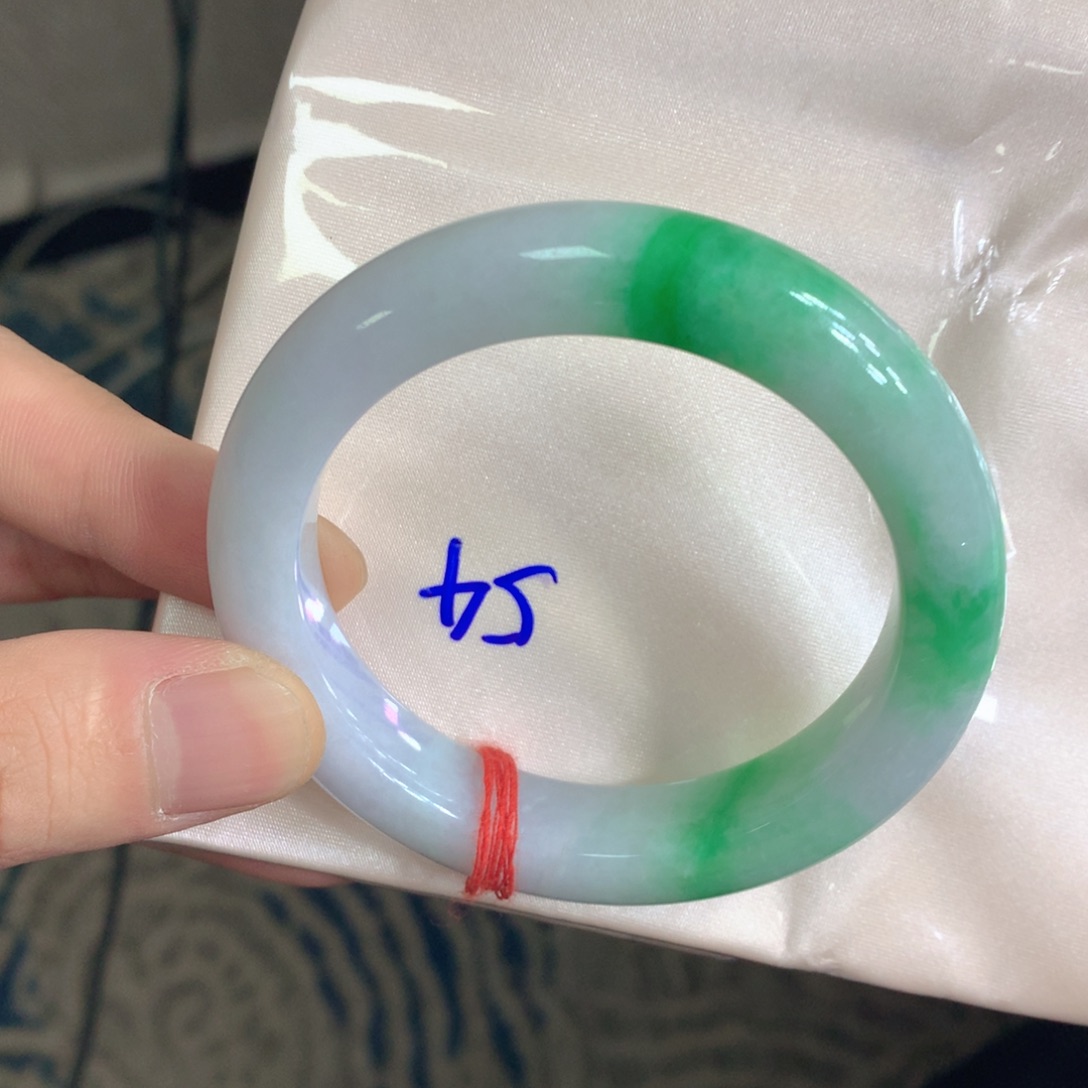 翡翠未镶嵌手镯翡翠