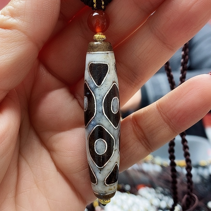 玛瑙/玉髓颈饰合金