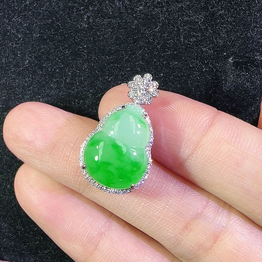 翡翠18K金镶嵌吊坠(不含链)
