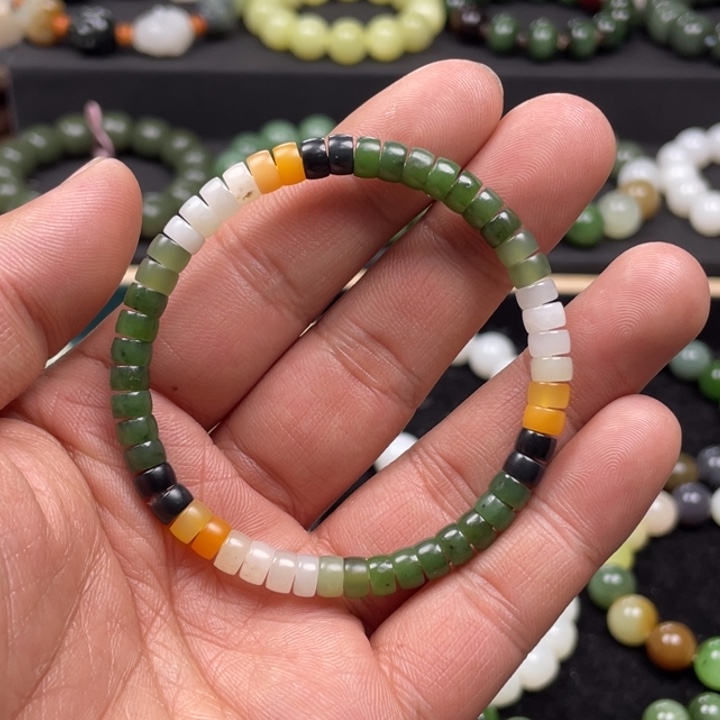 和田玉手串未镶嵌