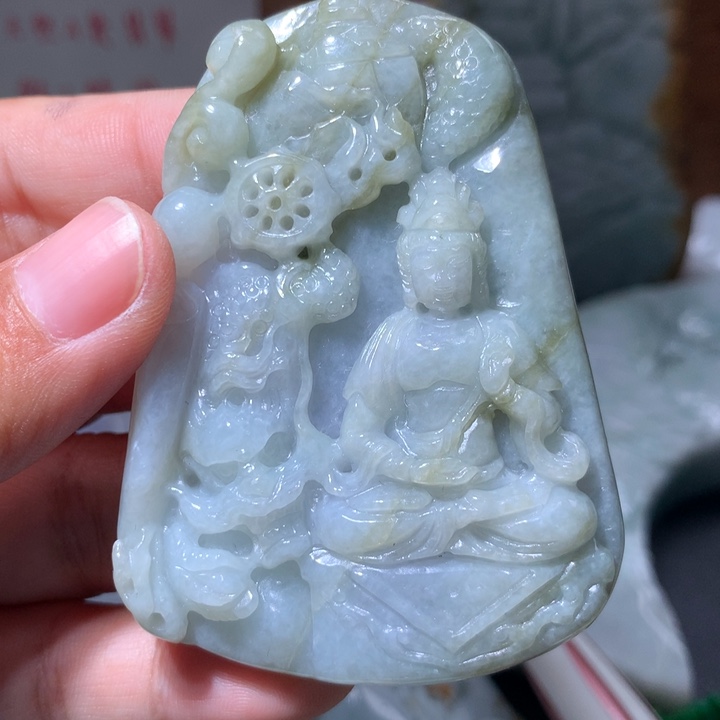 翡翠未镶嵌颈饰保真天然A货翡翠