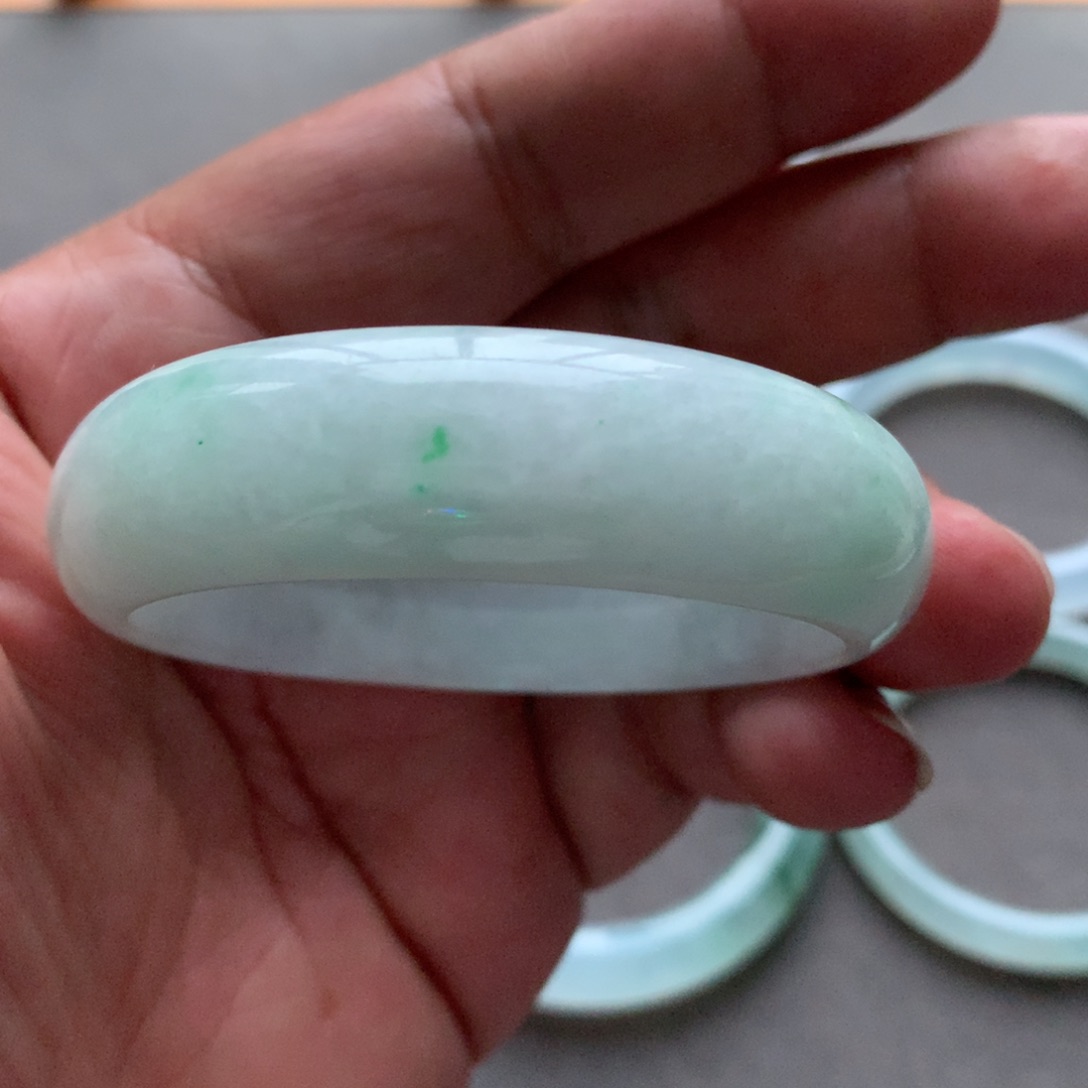 翡翠未镶嵌手镯天然翡翠