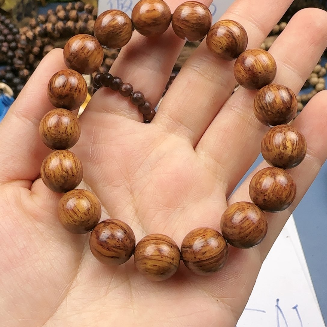 降真香手串/手链海南花梨公黄油玉化1.2单圈