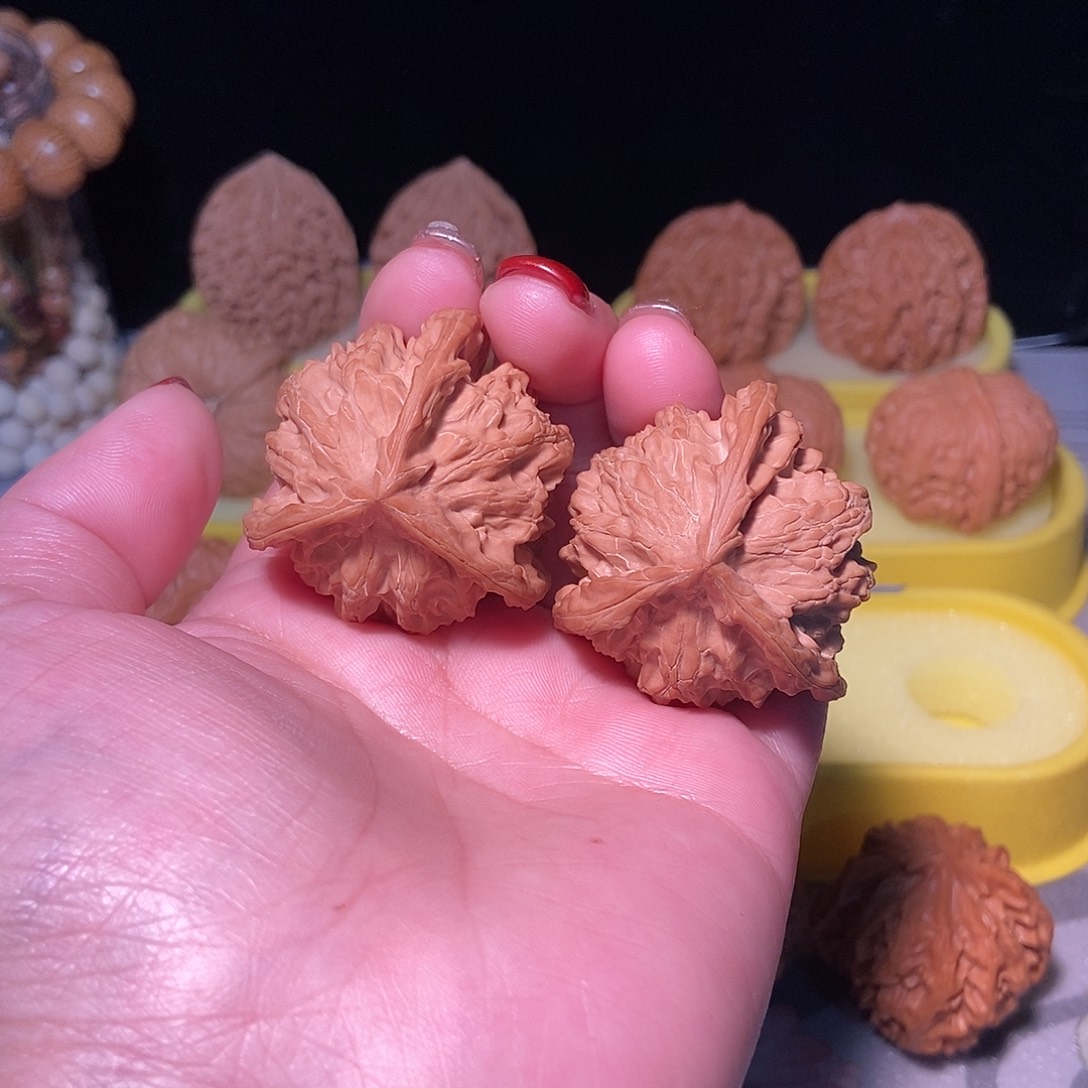 一***马文玩核桃吊坠盘山三棱