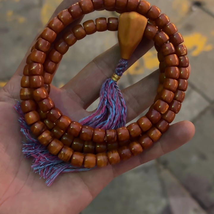 未镶嵌蜜蜡手链好看的喜欢带回家