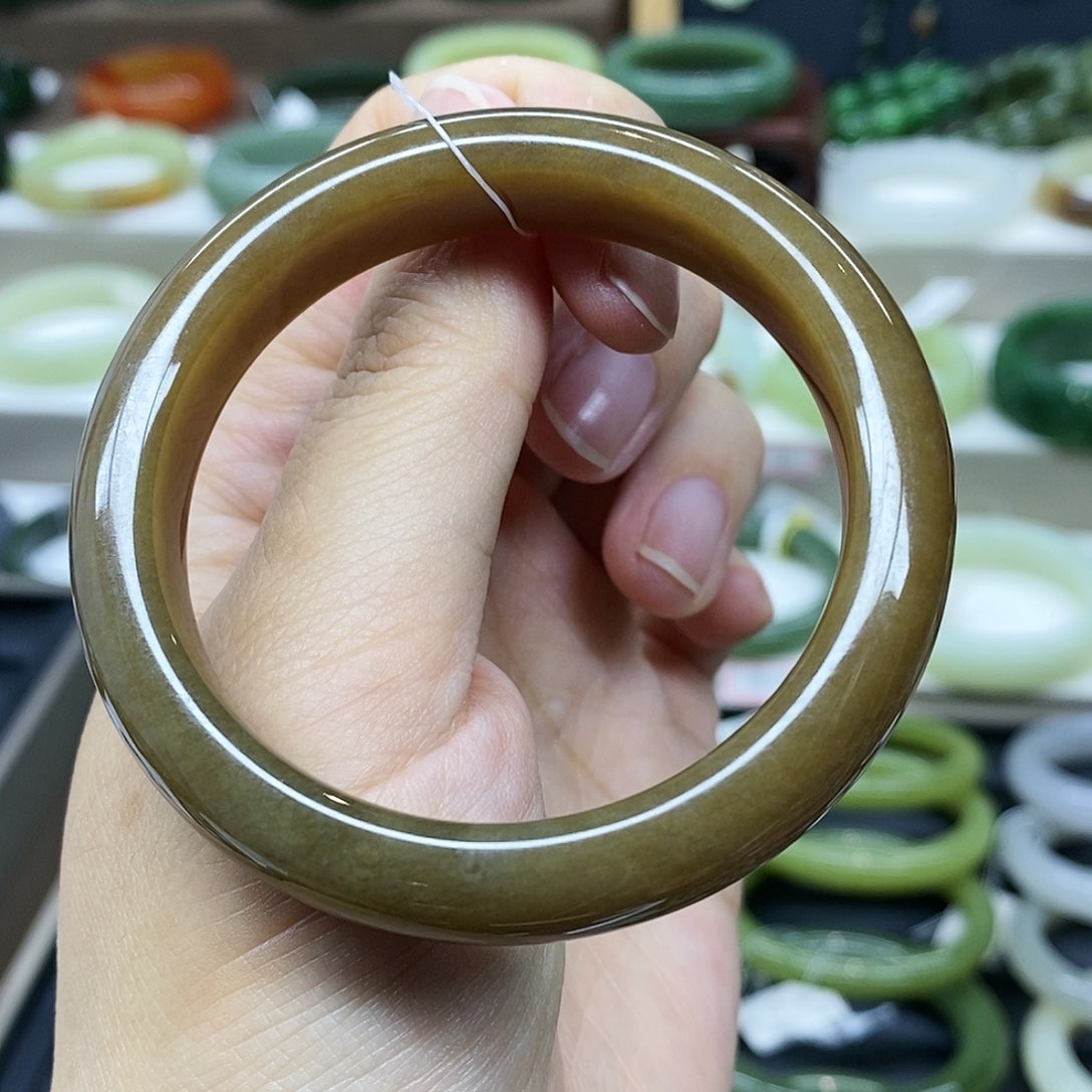 【闪购商品】未镶嵌手镯和田玉（糖玉）