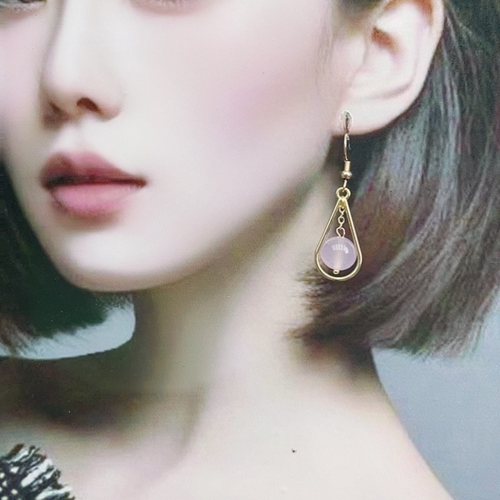 石英质玉耳钉合金