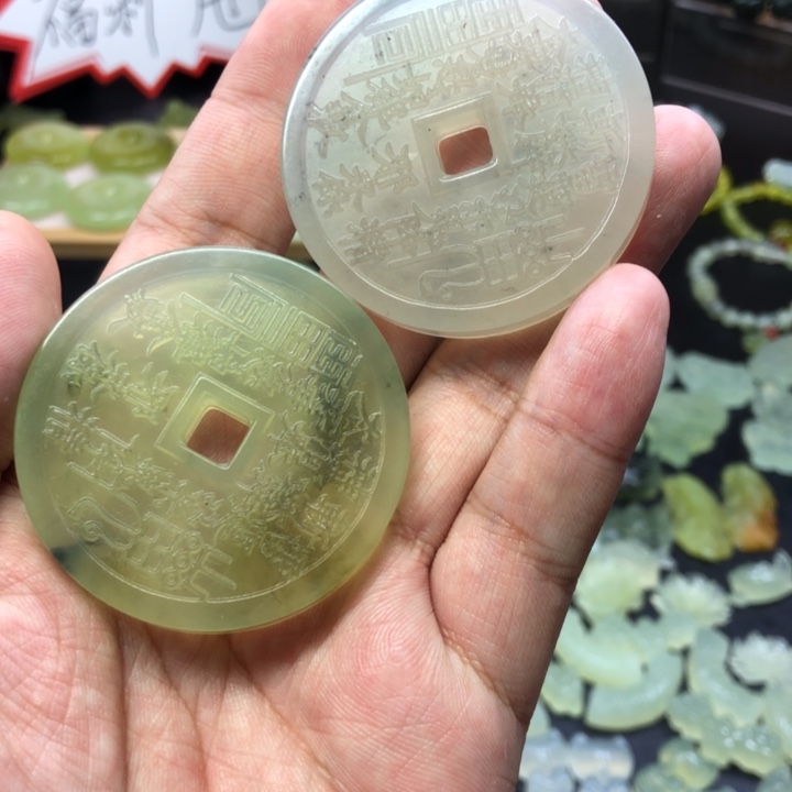 未镶嵌岫玉吊坠(赠链)庚*