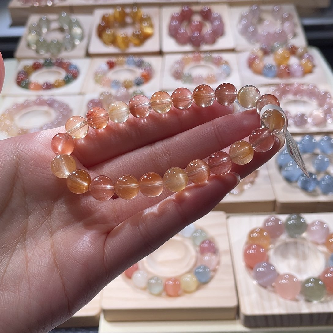 手链水晶未镶嵌兔毛手链，晶体通透