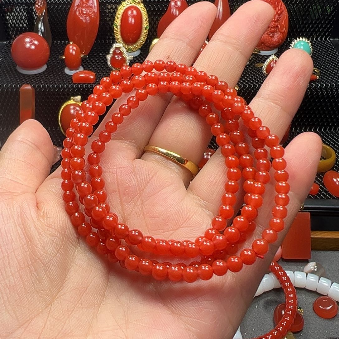 未镶嵌多圈4+南红玛瑙
