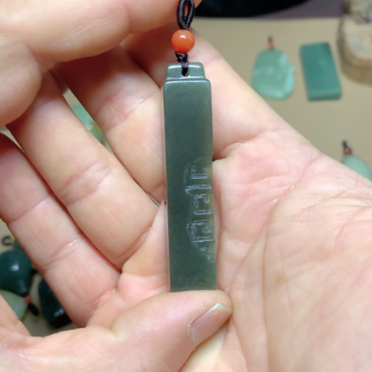 【闪购商品】颈饰未镶嵌岫岩老玉（透闪石质玉）壹**顺