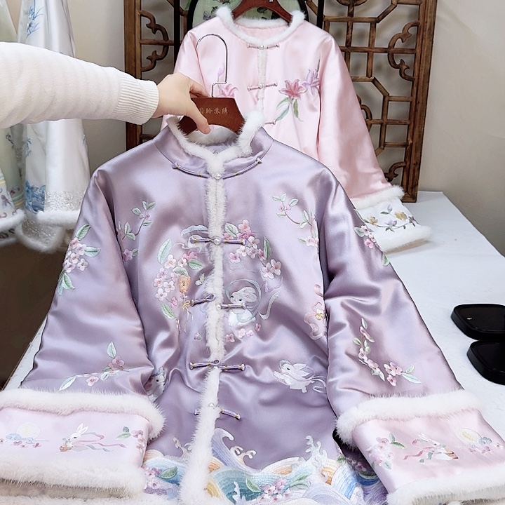 织绣紫色桑蚕丝冬款上衣