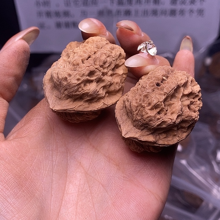 核桃云南野生铁核桃143号38mm