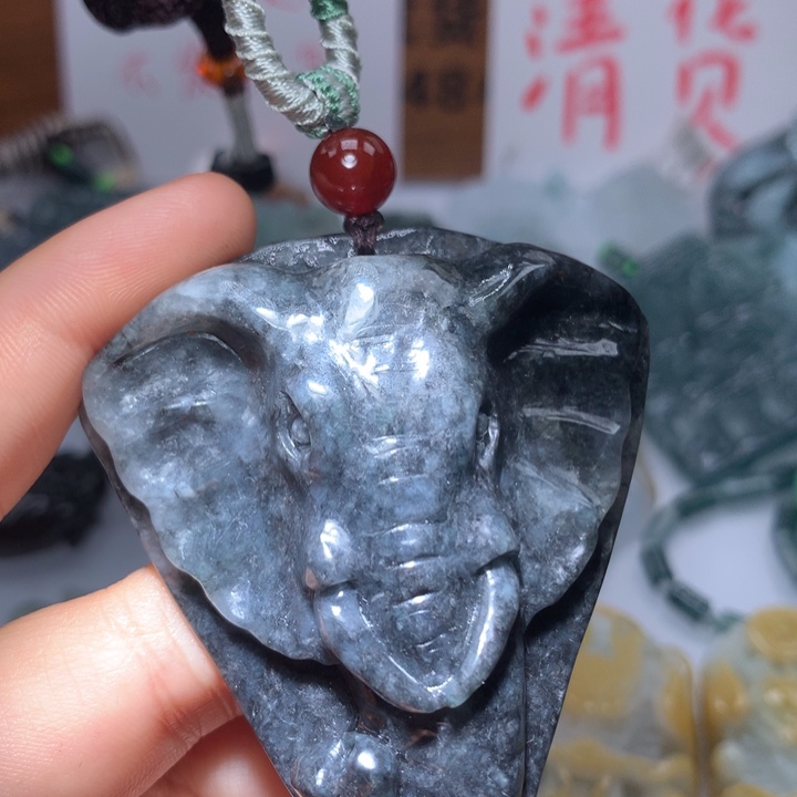 翡翠颈饰未镶嵌保真天然A货翡翠