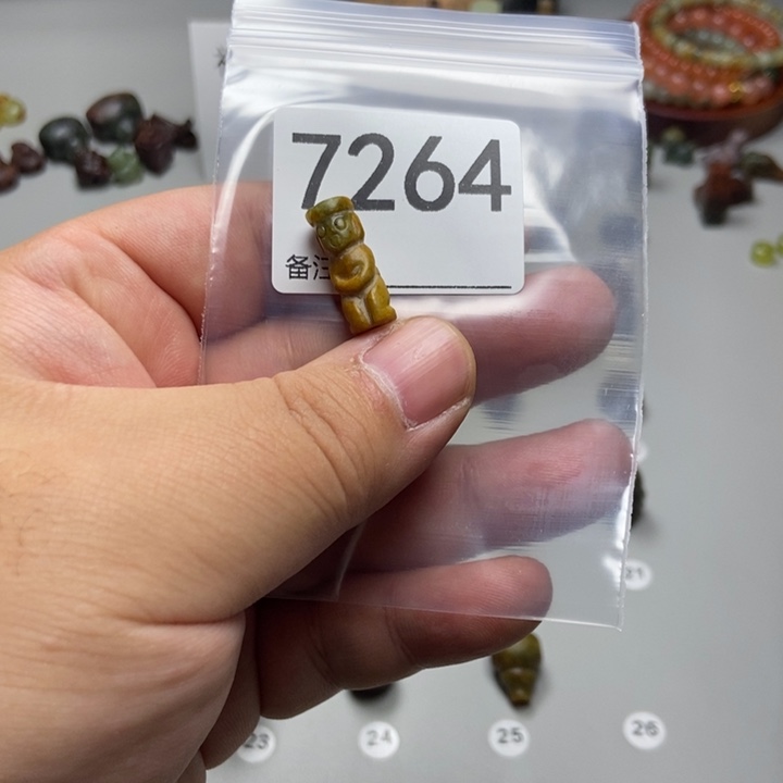 颖***子蛇纹石玉未镶嵌项链