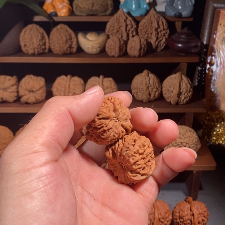 b***n吊坠文玩核桃南疆石34