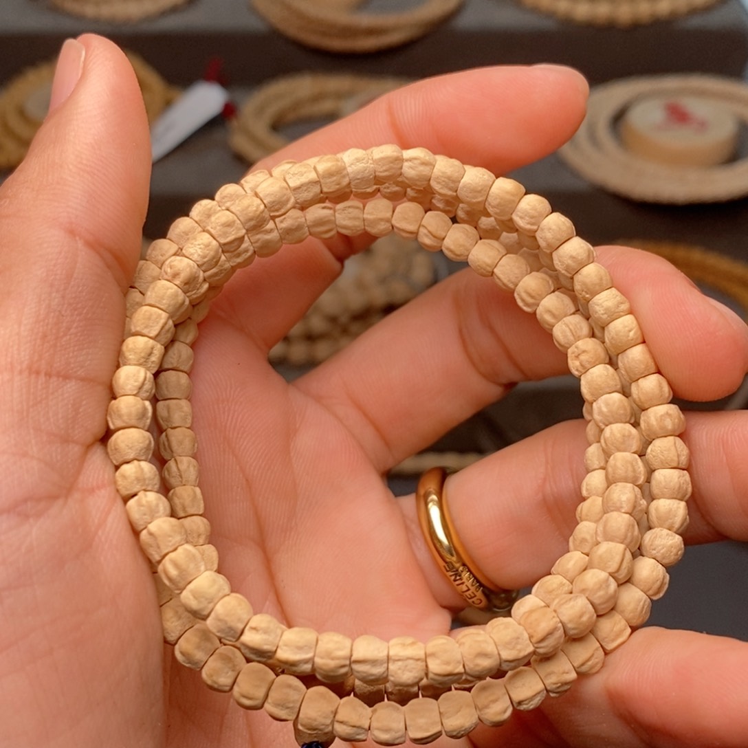 柏香籽/百香籽吊坠