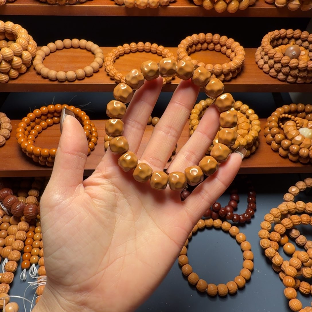 猴头核桃吊坠奶酪无相